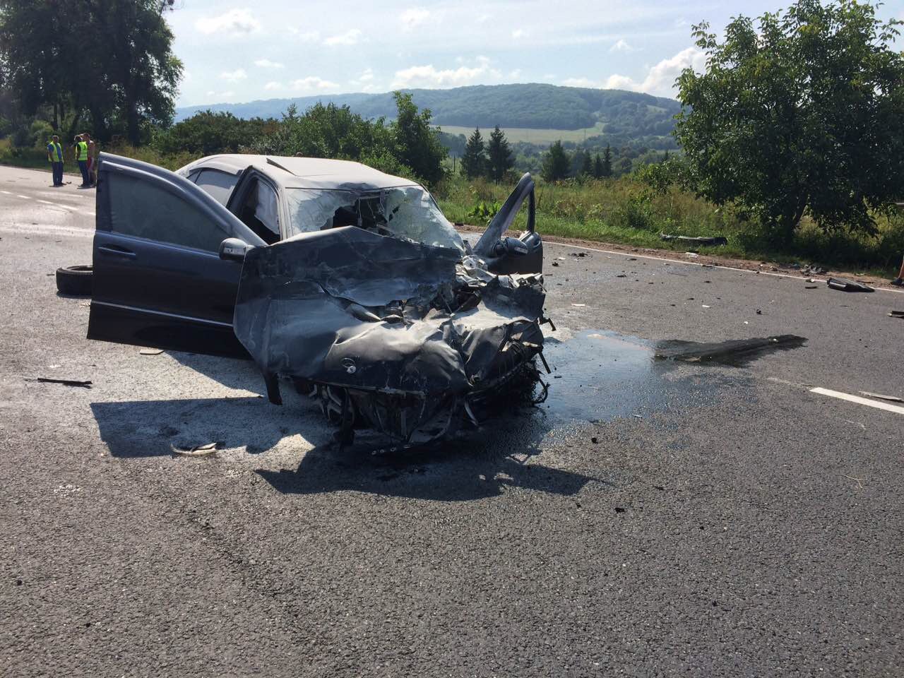 ДТП на Львівщині: п’яний водій на Mercedes протаранив автобус з 44 пасажирами