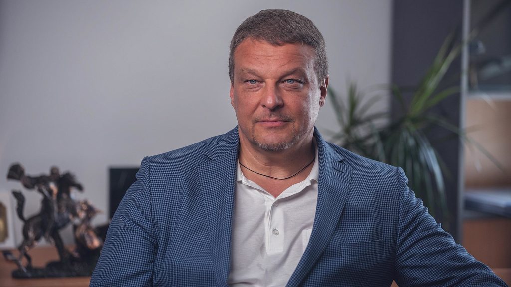 Євген Асташев: Дуже багато спроб заблокувати приватизацію привабливих державних активів