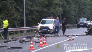 ДТП у Вінниці, авто влетіло в мікроавтобус: семеро постраждалих та один загиблий (фото, відео)