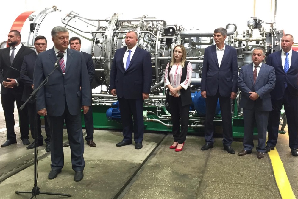 Rolls-Royce не конкурент: Порошенко повідомив про успішні випробування нової турбіни на “Зоря-Машпроект”