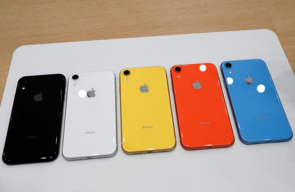 Стали відомі ціни нових iPhone в Україні