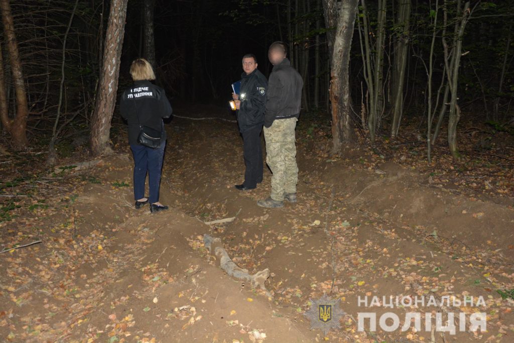На Закарпатті грибник переплутав людину з хижаком та застрелив чоловіка