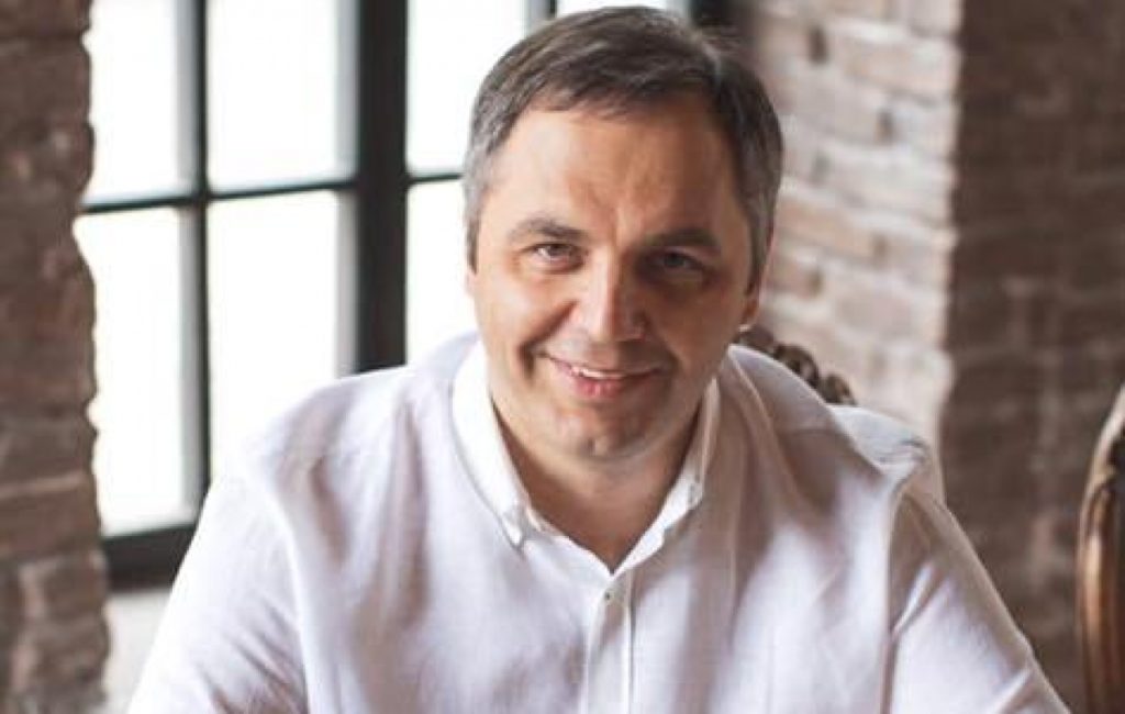 Коломойський міг забезпечити Портнова житлом і автомобілем – “Схеми”