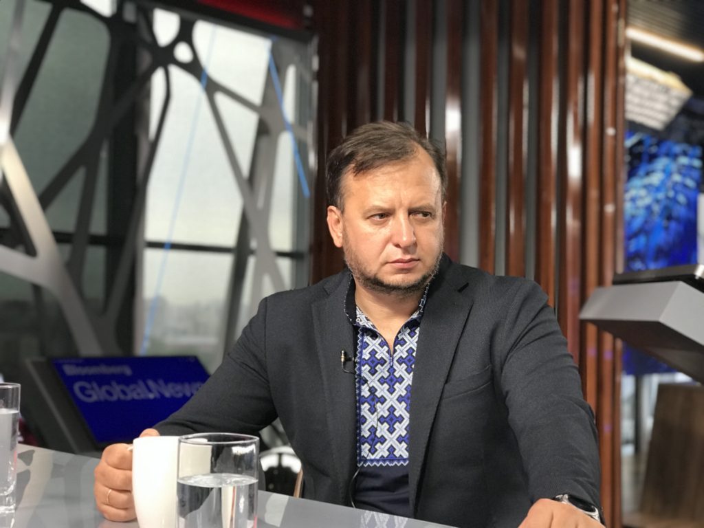 Офшорні зв’язки Зеленського і відмивання коштів ПриватБанку: чи “випливуть” питання корупції президента під час Саміту Україна-ЄС – Уколов