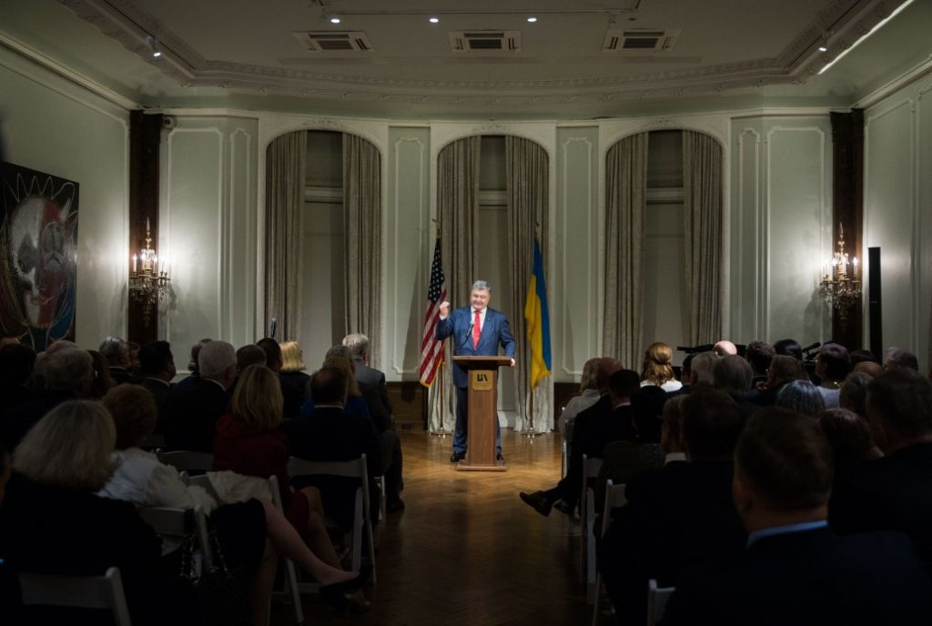 Порошенко подякував українській громаді в США за зусилля у питанні визнання Голодомору