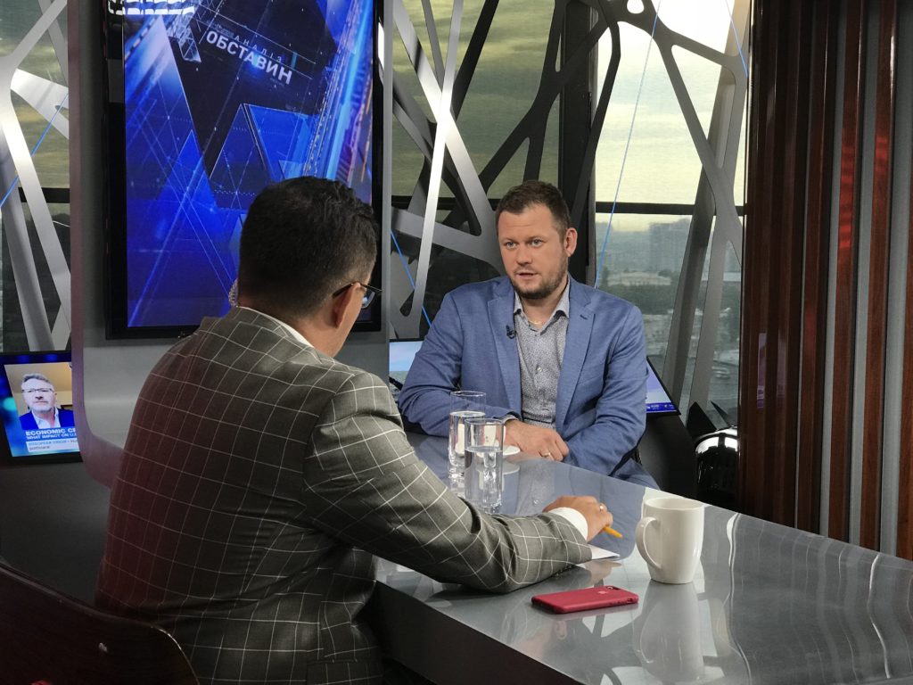 Россия за все грехи Захарченко будет спрашиватьс окружения убитого главаря боевиков — блогер