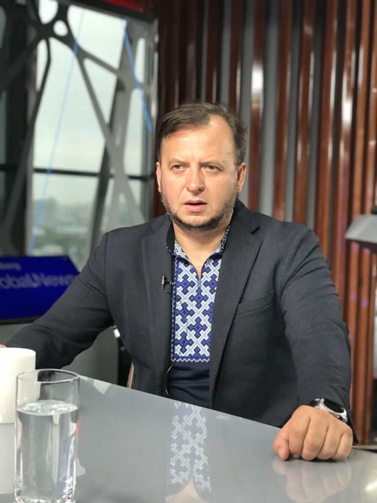 Мы возвращаемся в 90-е годы и погружаемся в хаос — Уколов о поджоге дома Гонтаревой