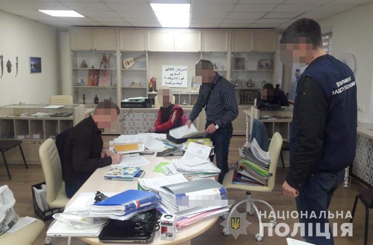 На Запоріжжі посадовці ВНЗ організували фіктивне навчання іноземців