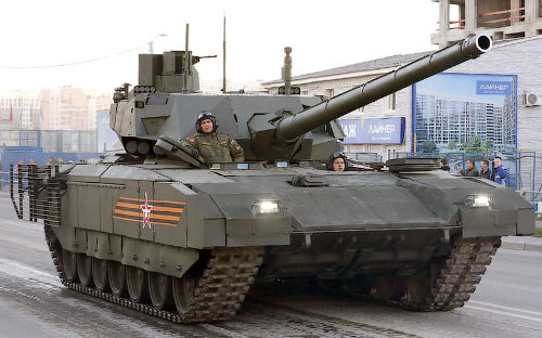 В Росії оголосили про нове масштабне переозброєння армії