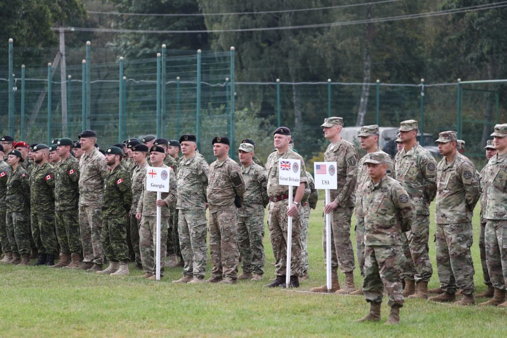 На Яворівському полігоні 14 країн НАТО відпрацьовують командно-штабні та польові навчання