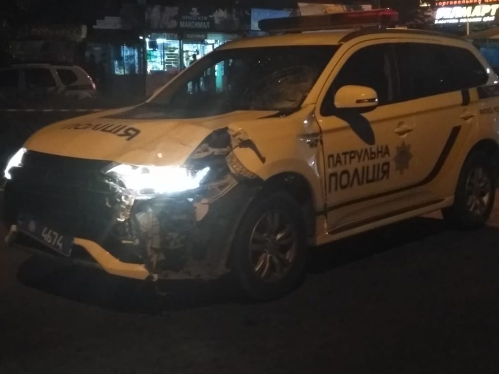 В Черновцах патрульные сбили пешехода: 28-летний мужчина погиб