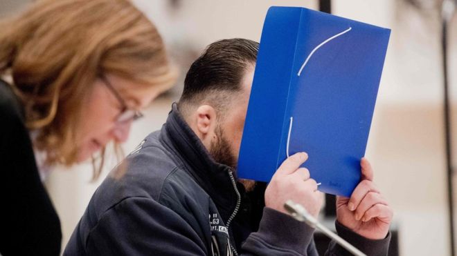 Хотів вразити колег: у Німеччині медбрат зізнався у сотні вбивств