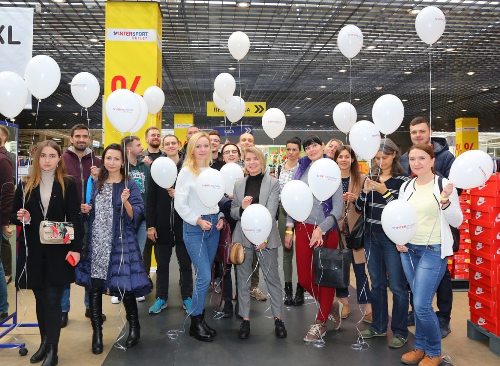 Телеканал “Прямий” підтримав соціальну акцію від Intersport на користь дітей позбавлених батьківського піклування