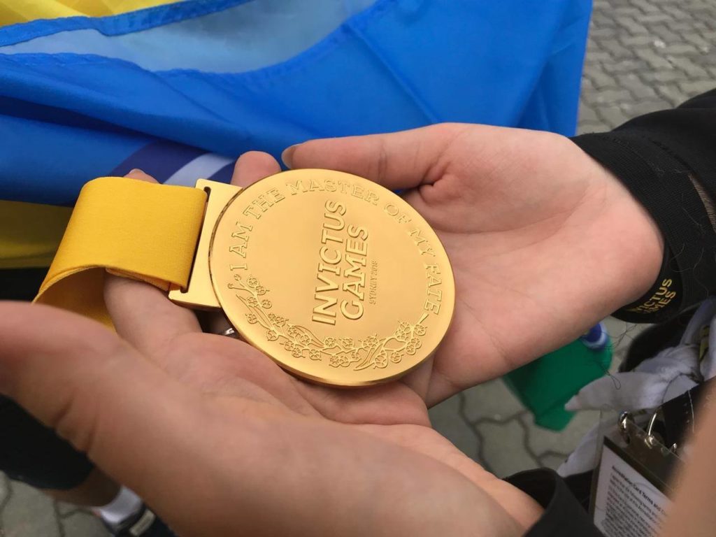 Украина болеет за непокоренных: Порошенко поздравил украинцев с новыми победами на «Играх непокоренных»