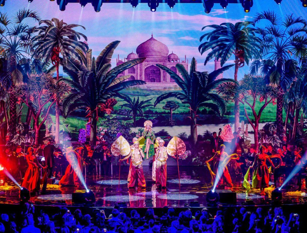 Грандіозне Opera show Аріни Домскі знову в Україні: для українських глядачів співачка підготувала особливий сюрприз