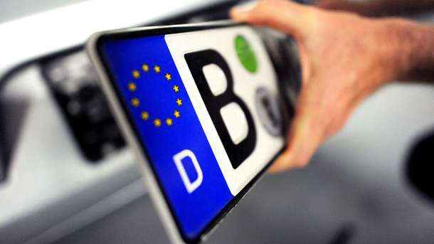 У 2018 році в Україну ввезено понад півмільйона автомобілів на євробляхах – Южаніна