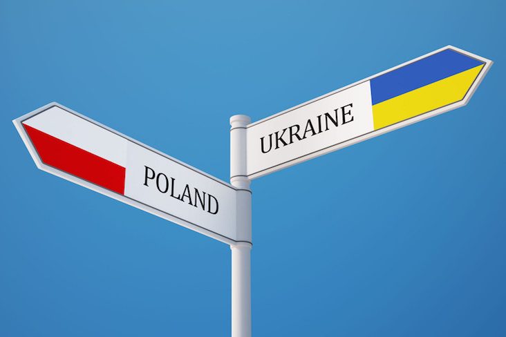 Польща закрила “зелений коридор” з Україною – Клімкін
