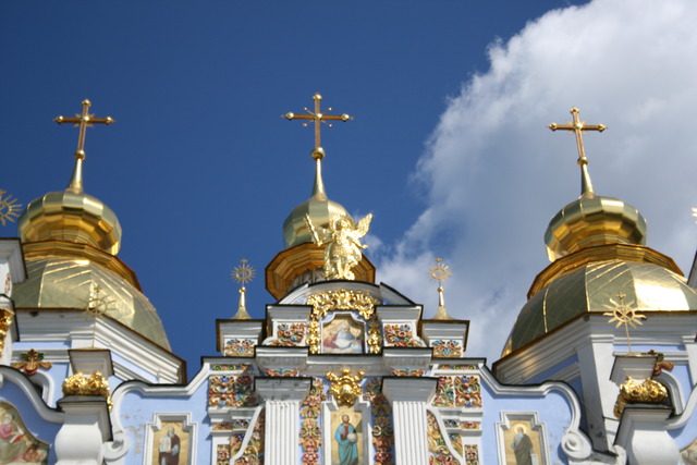 Томос, євхаристія, ставропігія: коротко і зрозуміло про основні церковні терміни