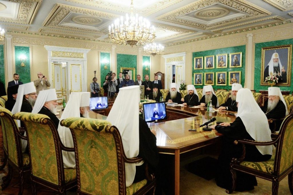 У «Євросолідарності» вимагають від влади запровадити санкції проти рпц, Кіріла Гундяєва та УПЦМП як підрозділу російської церкви в Україні