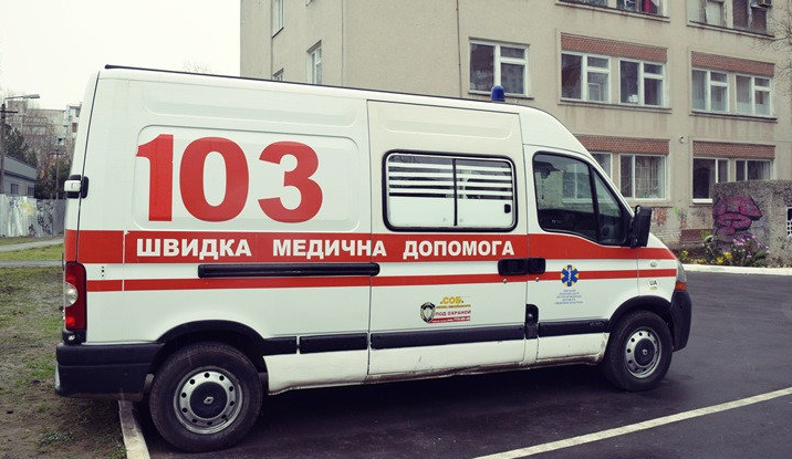 На Одещині здійснили напад на автомобіль швидкої  допомоги