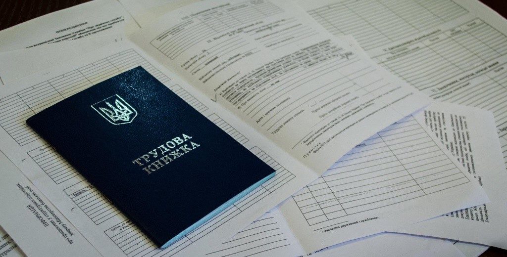 Кабмин разрешил предпринимателям зачислить свою работу в трудовой стаж