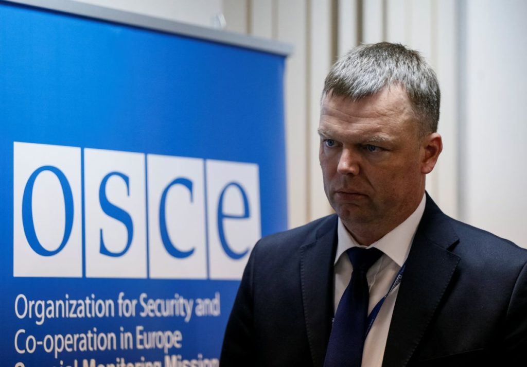 Александр Хуг всегда придерживался российской точки зрения — вице-премьер
