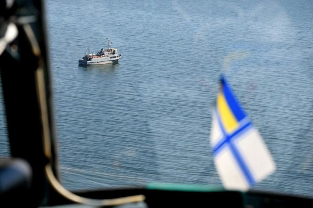 Стали відомі імена кількох українських військових моряків, яких захопила Росія у Керченській протоці