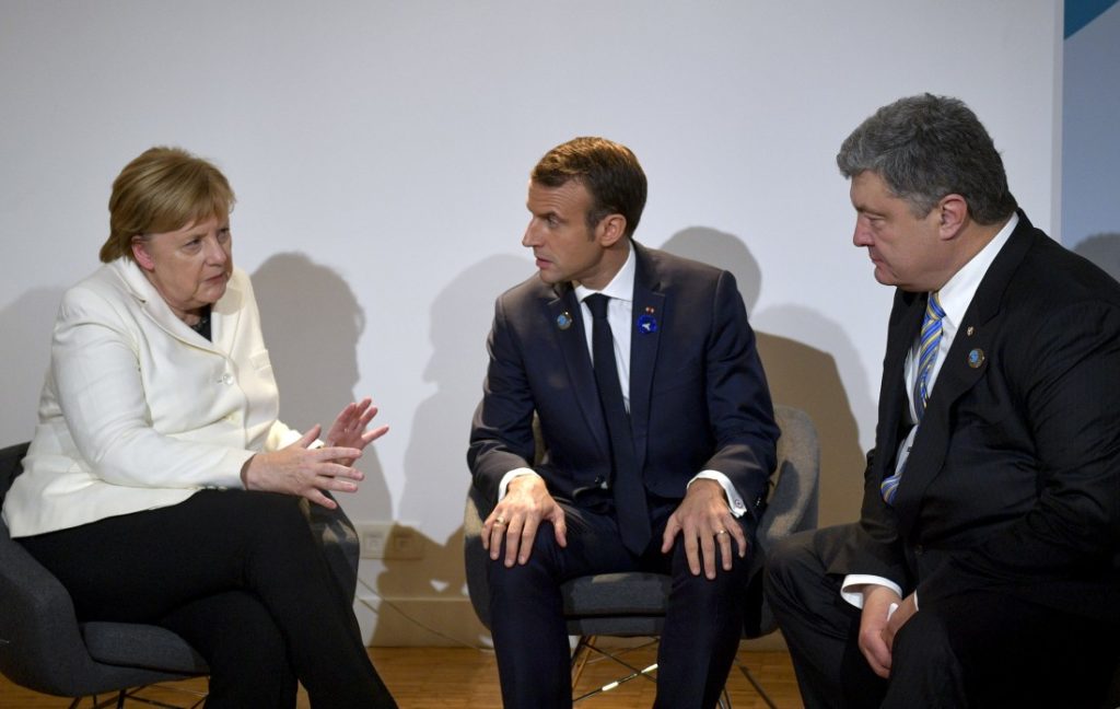 Германия и Франция возложили ответственность за «выборы» в ОРДЛО на Россию – Порошенко