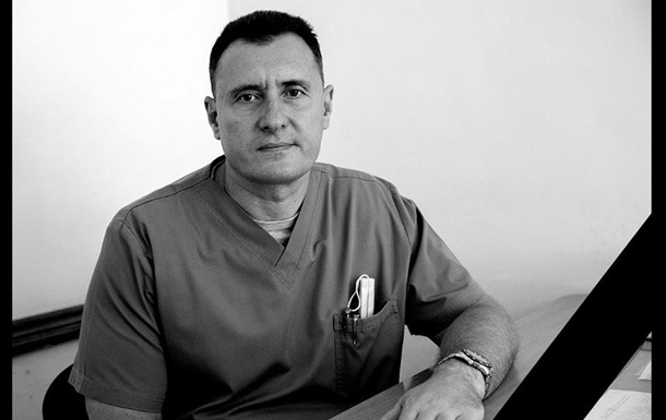 В Одесі лікар помер під час операції