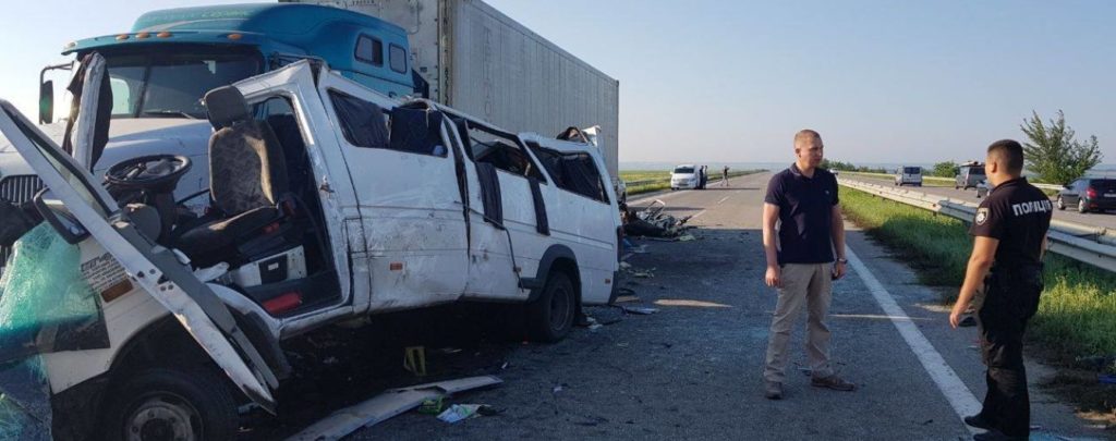 За рік в Україні сталось понад 20 тисяч ДТП з постраждалим – Нацполіція