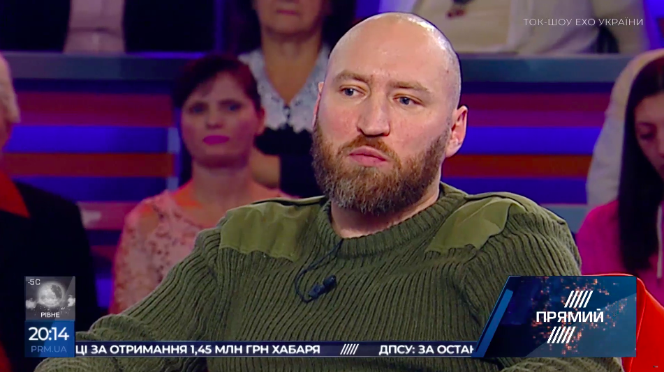 Суспільство масово обдзвонює військомати та готове діяти – волонтер про реакцію на військовий стан