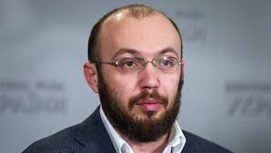 Миллиардом гривен заложенным на президентские стипендии будет распоряжаться Минобразование — Еднак