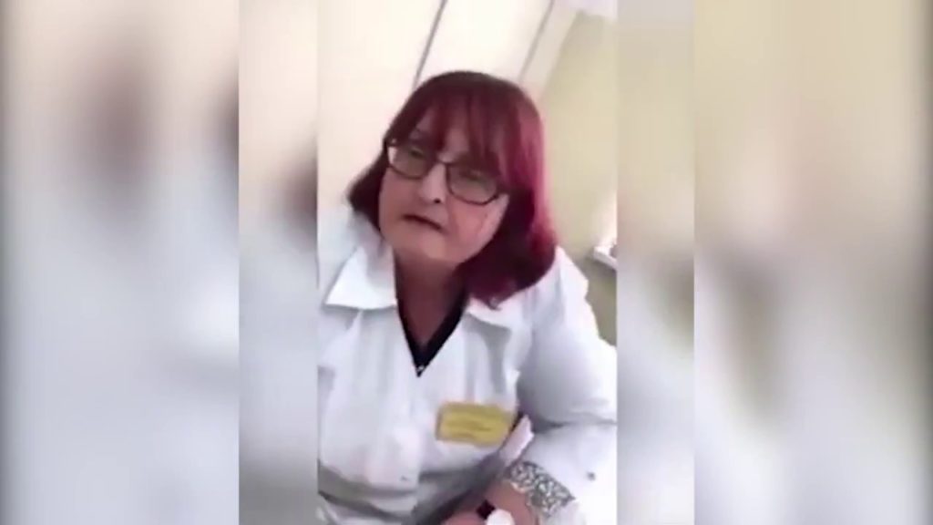 “Хоч здохни”: в Росії лікар відмовилася видати інсулін дівчині, яка приїхала на прийом без талону