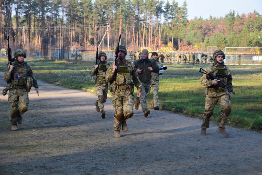 Спецназ прикордонників провів змагання: яскраві фото