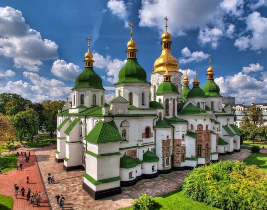 Від хрещення і до Томосу: етапи становлення української церкви