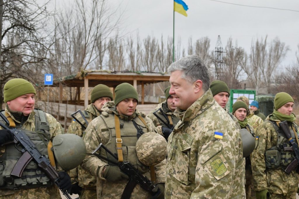 Україні потрібен мир на умовах національних інтересів, а не на умовах капітуляції – Порошенко