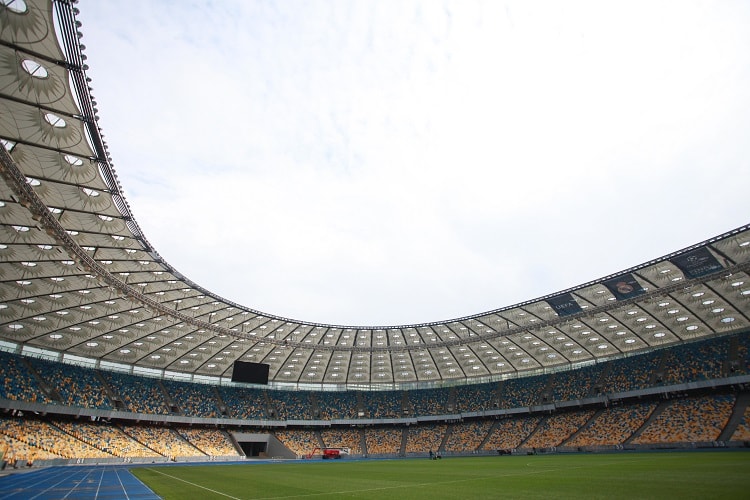 На “Олімпійському” підготували третю сцену для дебатів