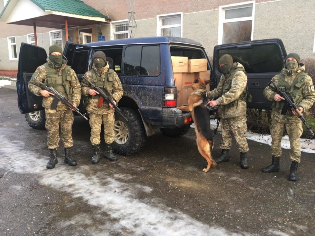 Прикордонники відкрили вогонь на кордоні з Румунією: фото і подробиці