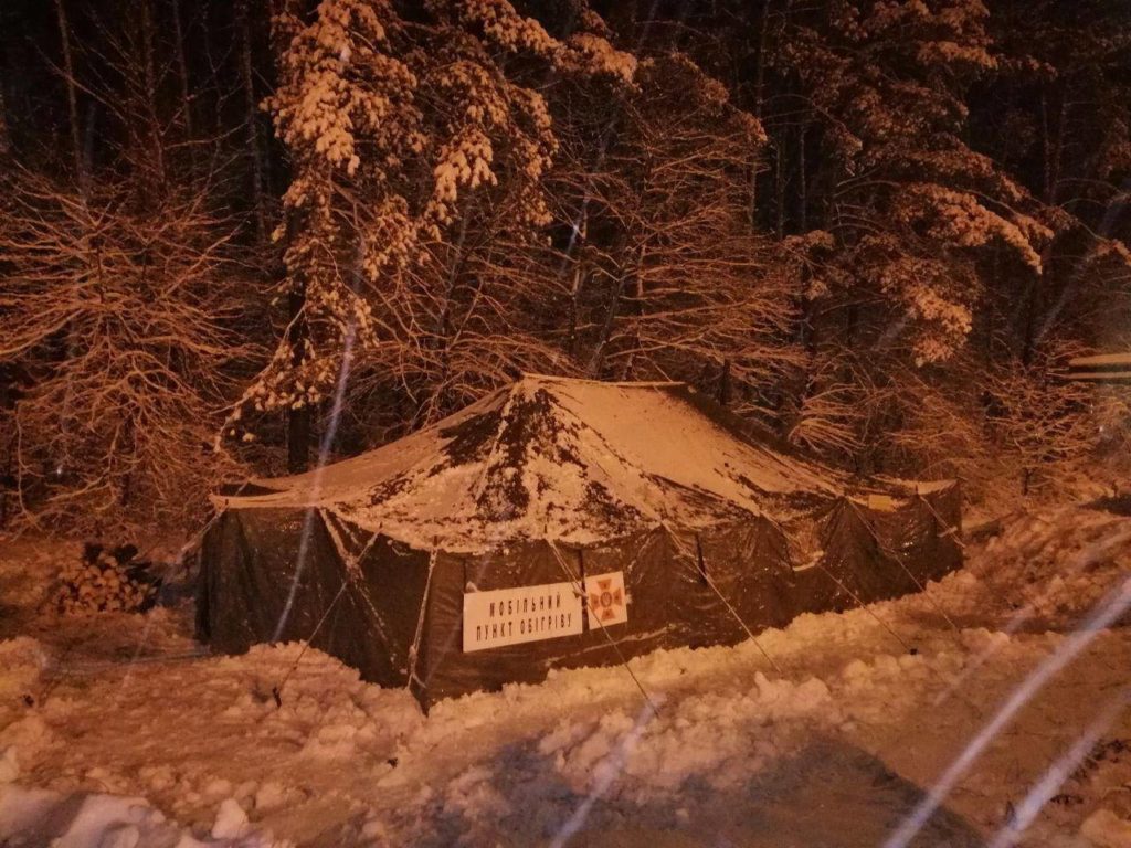 До Києва обмежили в’їзд вантажівок та організували пункти обігріву