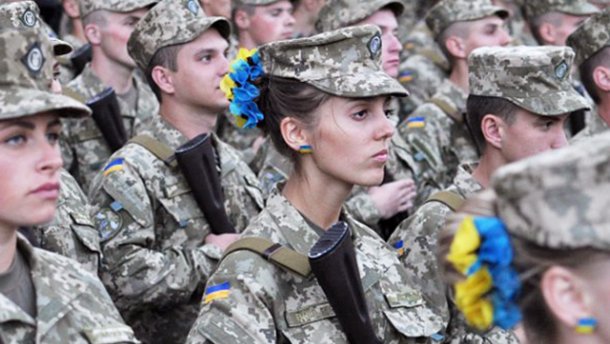 Полторак розповів, скільки жінок служать та працюють в ЗСУ