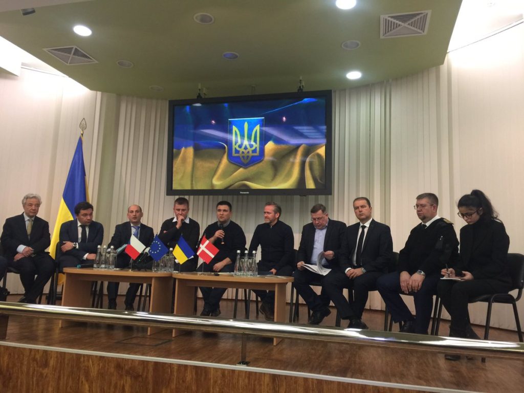Глави МЗС України, Чехі та Данії зустрілись з керівництвом Маріупольського порту