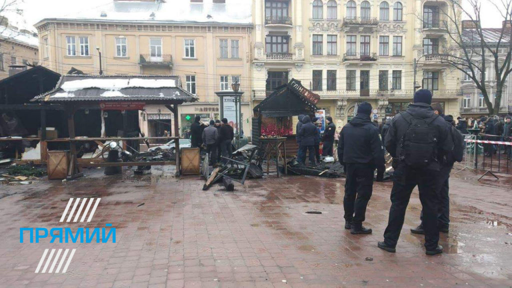 Взрыв на Рождественской ярмарке во Львове: один из пострадавших умер в больнице