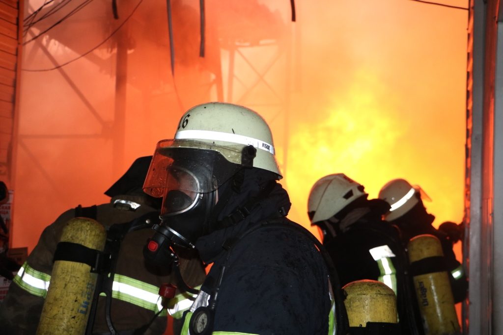 Пожежу у Деснянському районі Києва ліквідовано