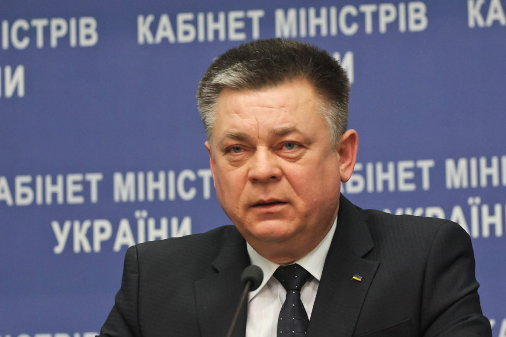 Міністр оборони Лебедєв зірвав вигідний для України контракт на користь Росії – Луценко