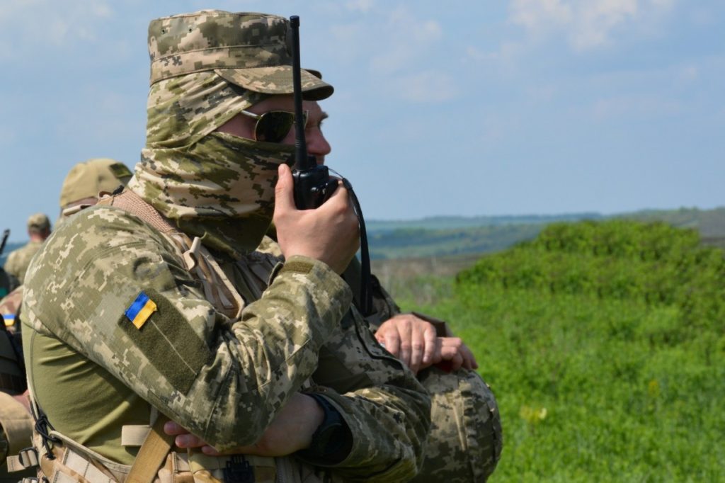 Тренувалися знищувати наземні цілі: на Донбасі відбулись військові навчання авіанавідників. Відео