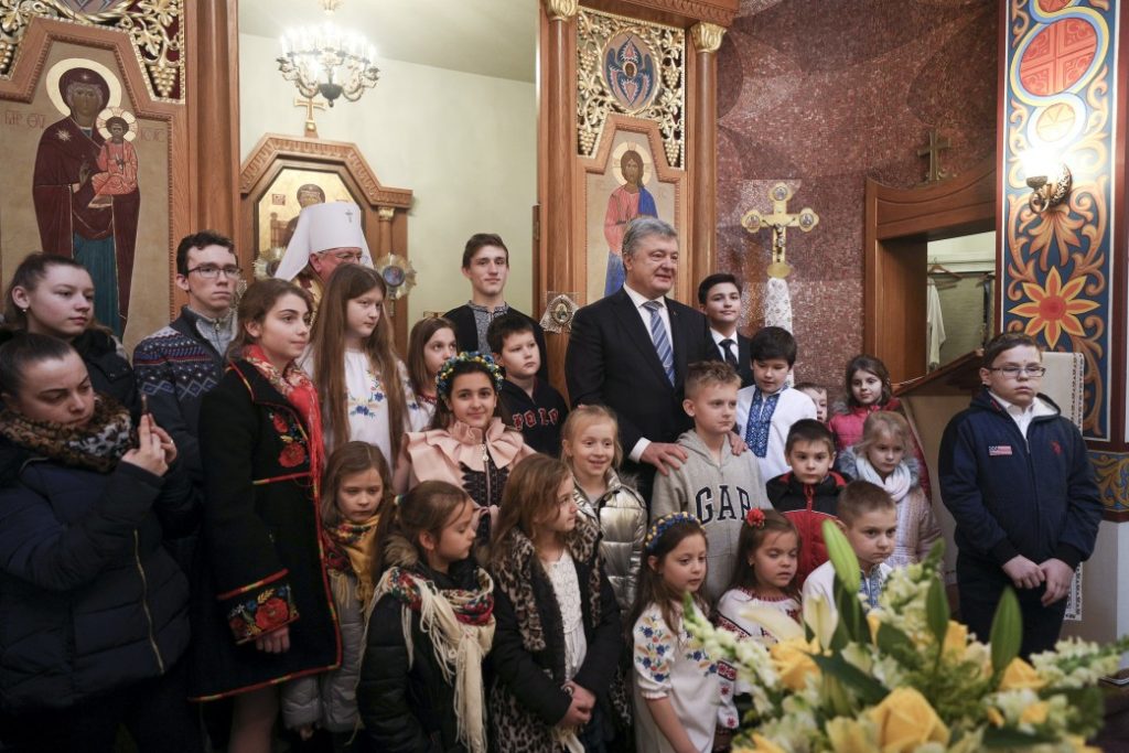 Дякую за п’ять років єдності українців світу – Порошенко зустрівся з українською громадою США