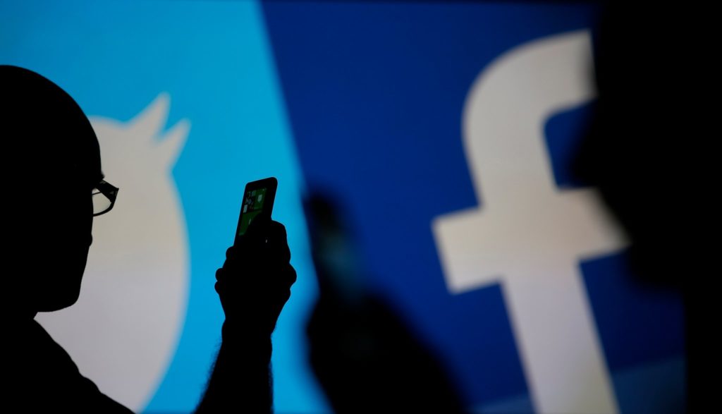Facebook и Twitter заблокували понад 700 акаунтів, пов’язаних з Росією, Венесуелою та Іраном
