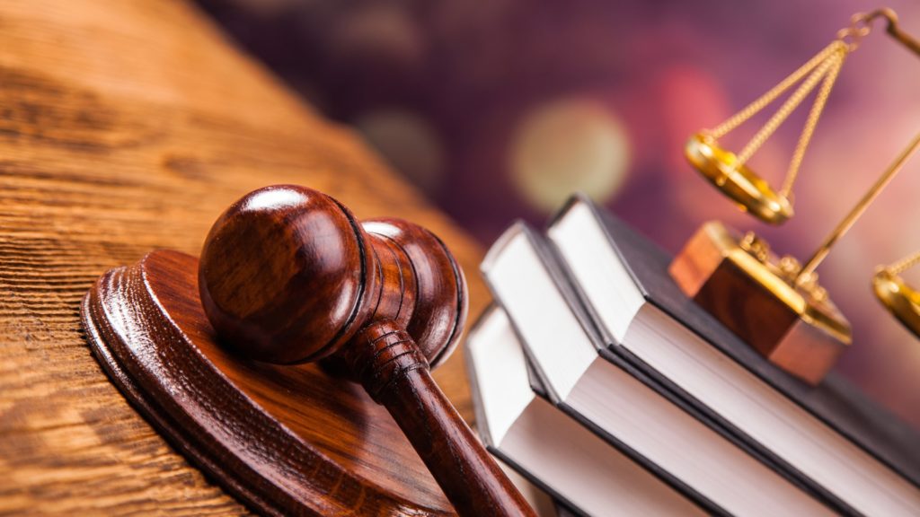 Юрист Тимошенко погрожує судом відомому ветерану АТО