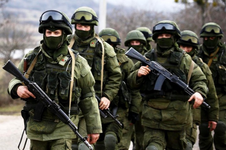 Россия заканчивает формирование на границах Украины сил вторжения — начальник Генштаба ВСУ
