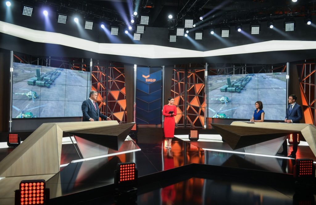 Росія заплатить за цю авантюру: Порошенко застеріг РФ від військового вторгнення в Україну